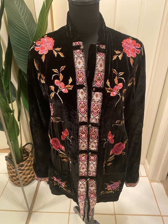 Newport News Jackets & Blazers - Newport News Black Velvet Jacket with Pink Floral Embroidery
